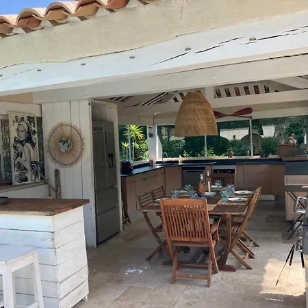 Villa Ramatuelle, Pampelonne, *