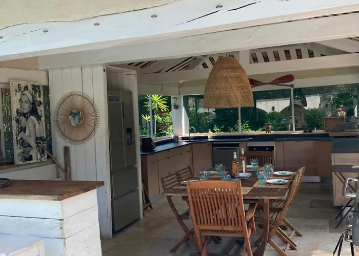 Villa Ramatuelle, Pampelonne, *